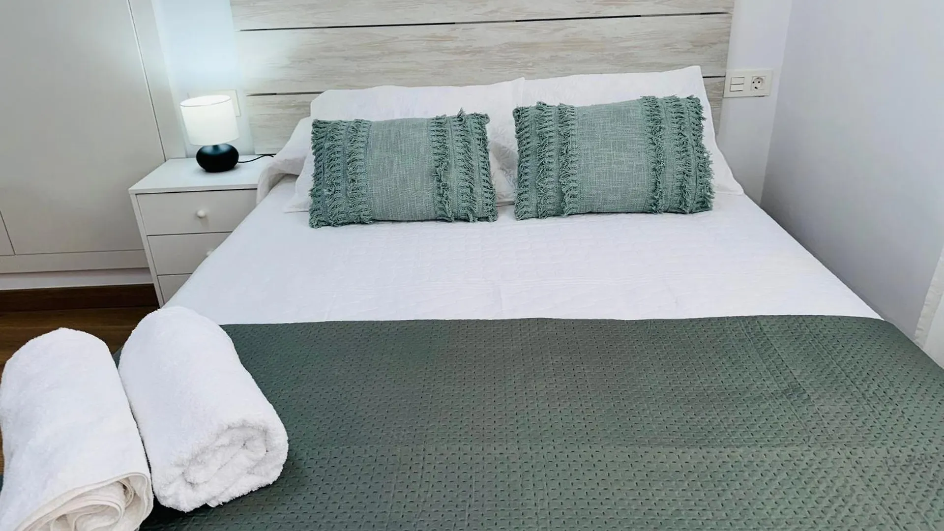 Grazaries -Piso Centrico Granada- Apartment Spain